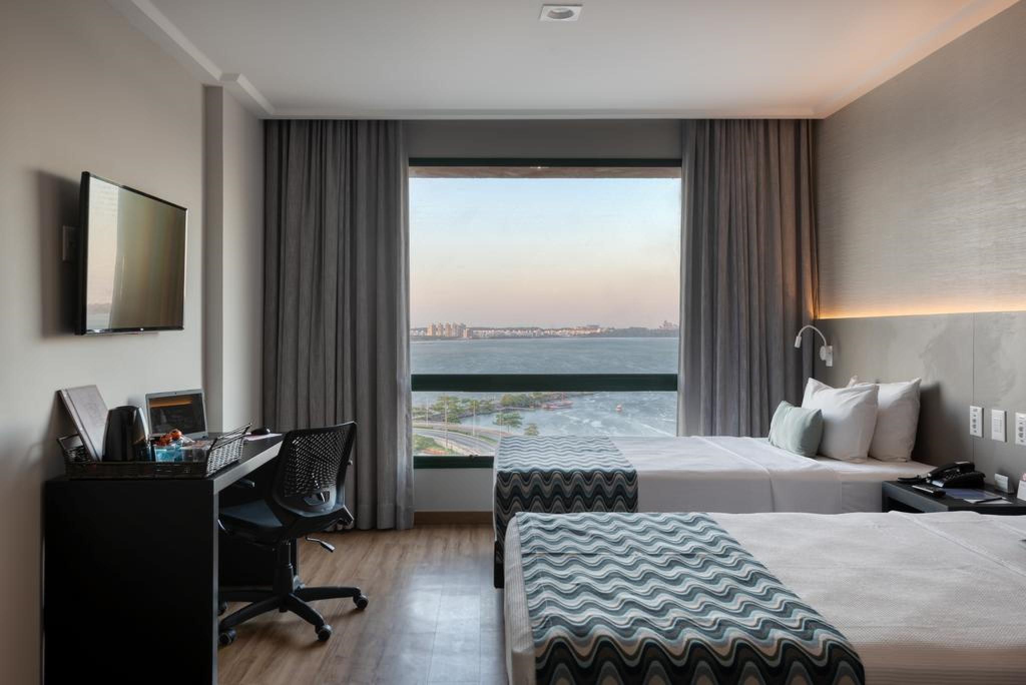 Comfort Suites Віторія Екстер'єр фото