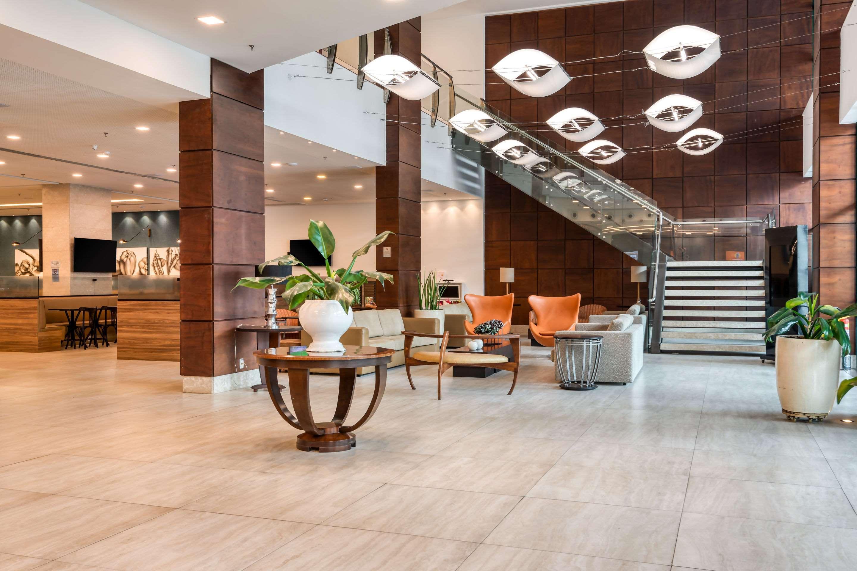 Comfort Suites Віторія Екстер'єр фото
