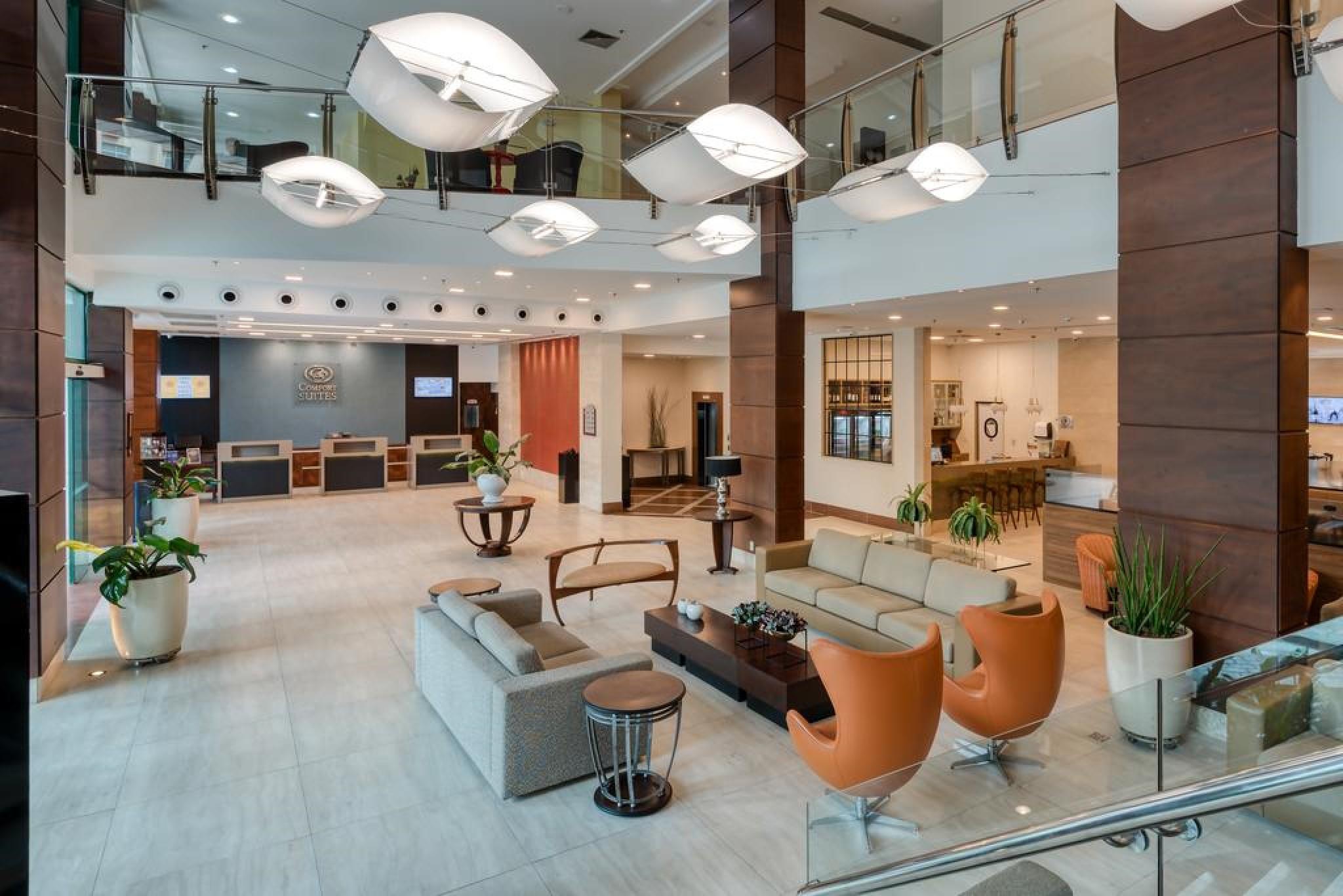 Comfort Suites Віторія Екстер'єр фото