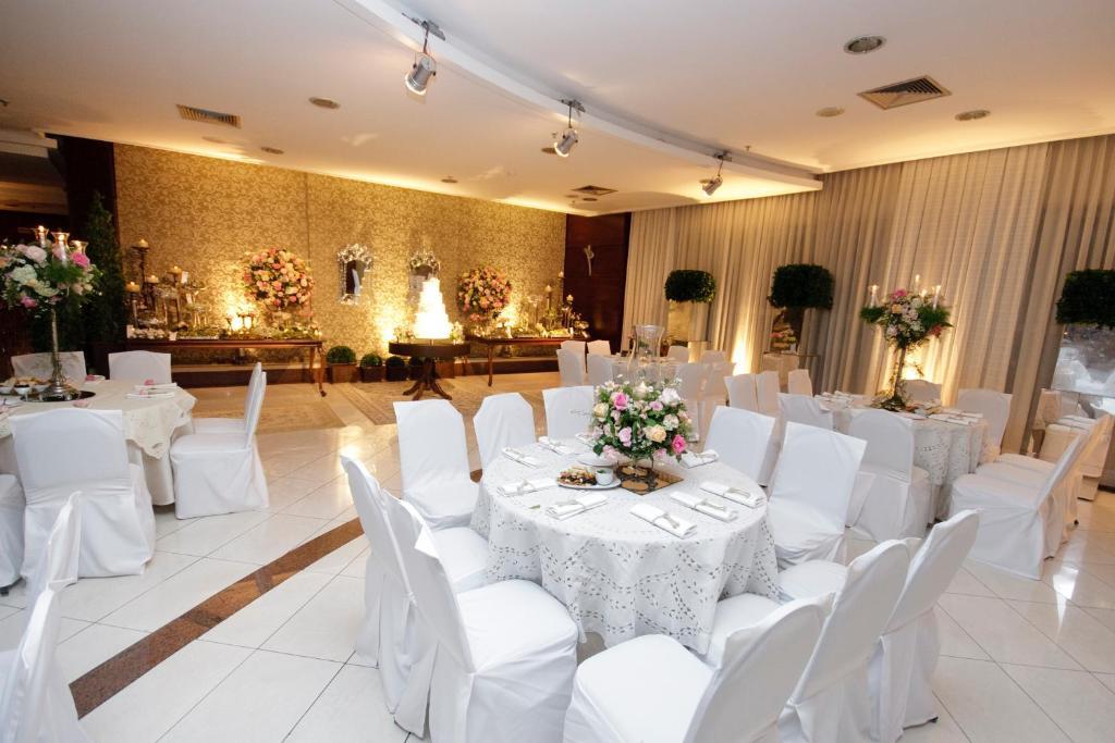 Comfort Suites Віторія Екстер'єр фото