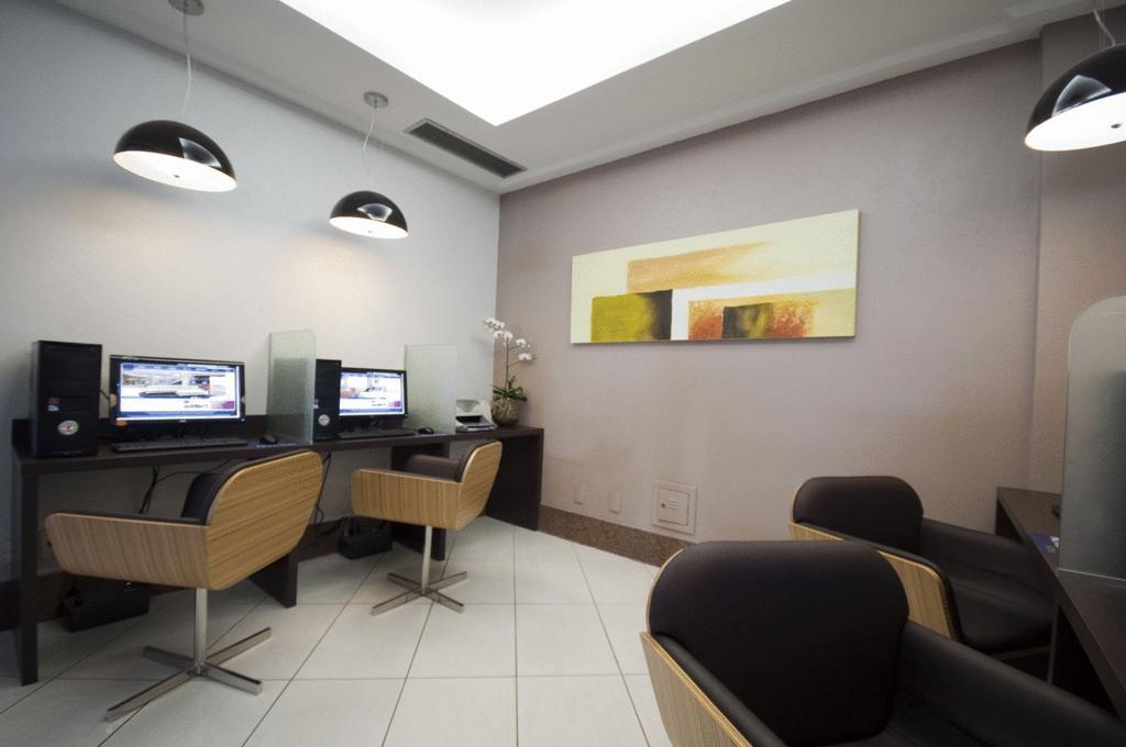 Comfort Suites Віторія Екстер'єр фото