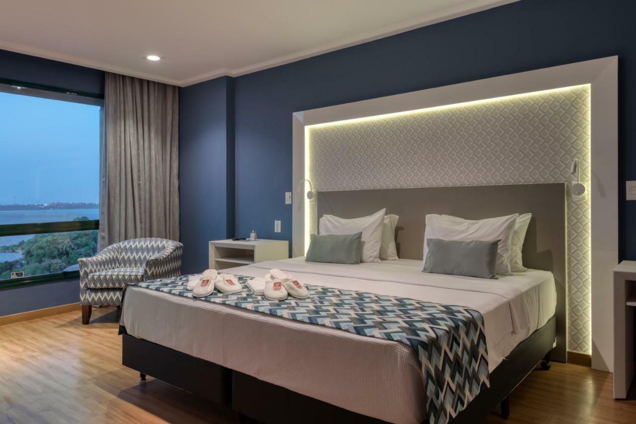 Comfort Suites Віторія Екстер'єр фото